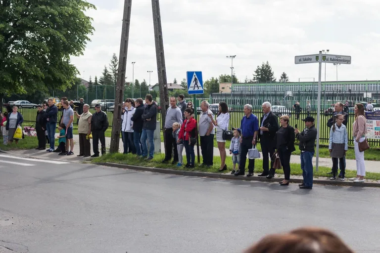 Zlot samochodów w Rubinku (zdjęcia, wideo)