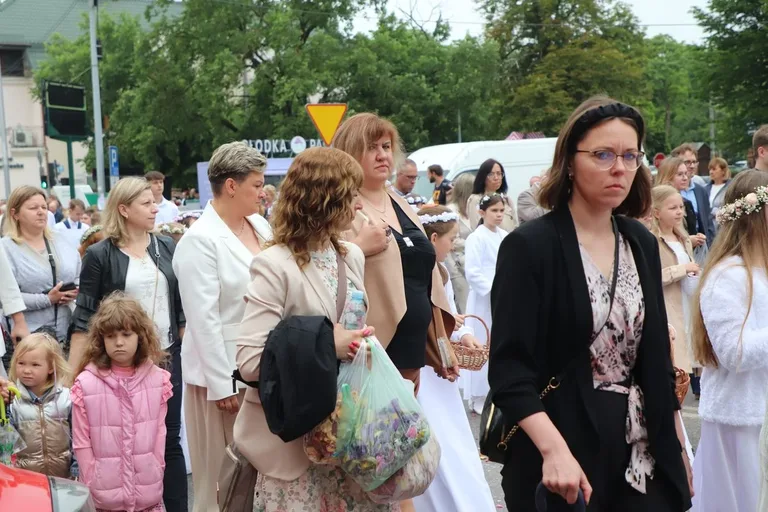 Boże Ciało w parafii pw. Wniebowzięcia NMP (zdjęcia, wideo)