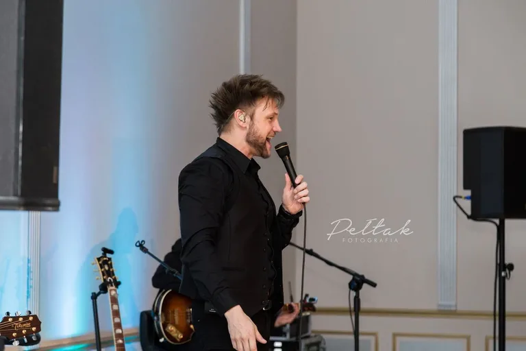 Magiczny głos zaczarował ostrowian. Grzegorz Wilk w Ostrowi Mazowieckiej (zdjęcia, wideo)