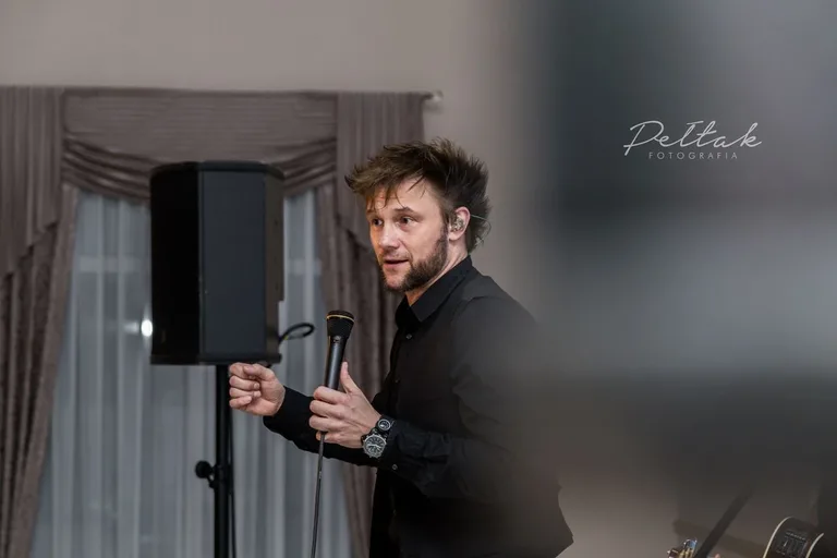 Magiczny głos zaczarował ostrowian. Grzegorz Wilk w Ostrowi Mazowieckiej (zdjęcia, wideo)