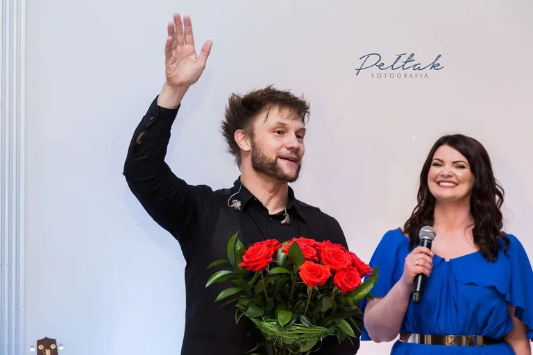 Magiczny głos zaczarował ostrowian. Grzegorz Wilk w Ostrowi Mazowieckiej (zdjęcia, wideo)