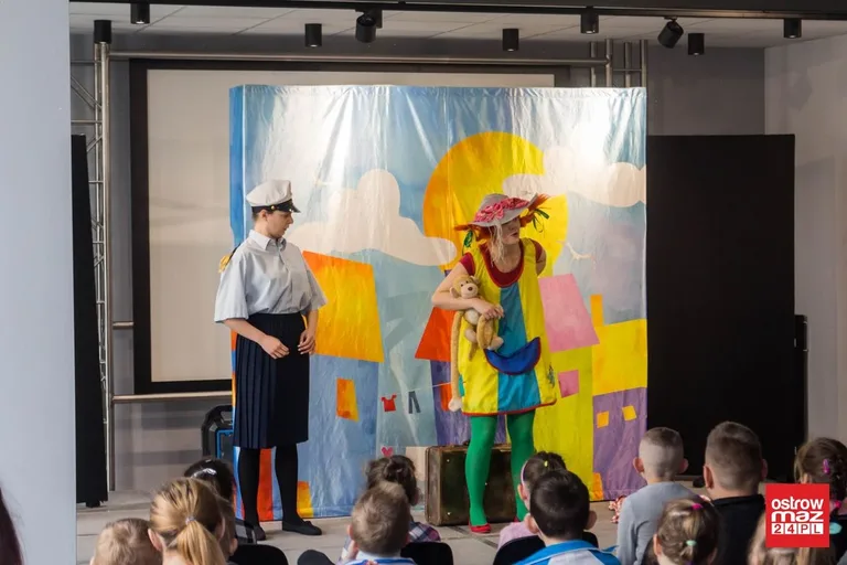 "Nadchodzi Pippi" - spektakl interaktywny dla dzieci (zdjęcia, wideo)