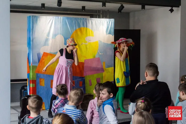 "Nadchodzi Pippi" - spektakl interaktywny dla dzieci (zdjęcia, wideo)