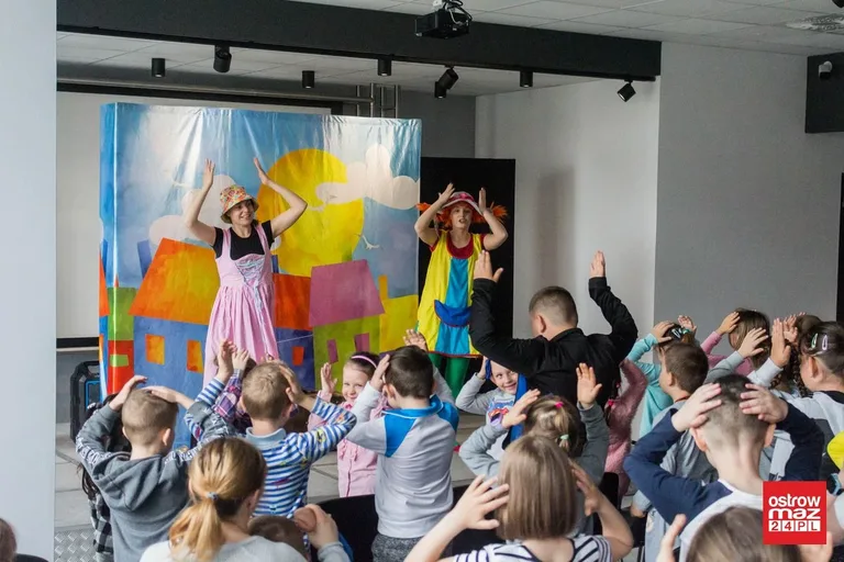 "Nadchodzi Pippi" - spektakl interaktywny dla dzieci (zdjęcia, wideo)