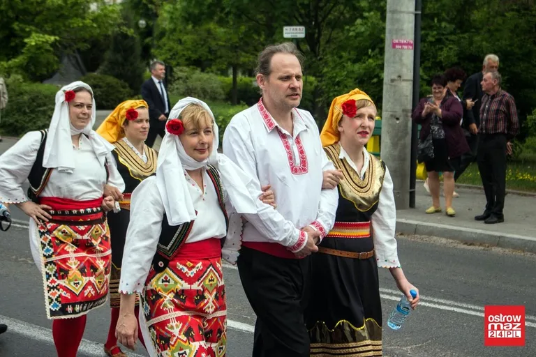 Po raz drugi w historii Ostrów Mazowiecka z modą i folklorem (zdjęcia, wideo)