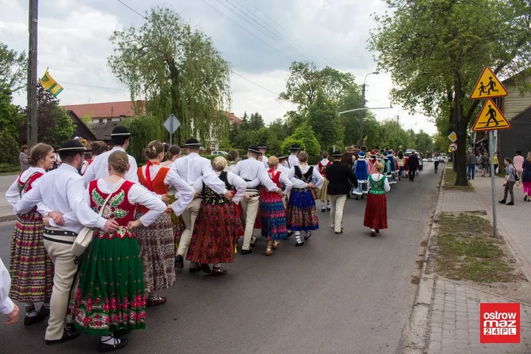 Po raz drugi w historii Ostrów Mazowiecka z modą i folklorem (zdjęcia, wideo)