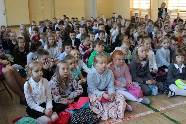 Rocznica uchwalenia Konstytucji 3 Maja w "jedynce" (zdjęcia)