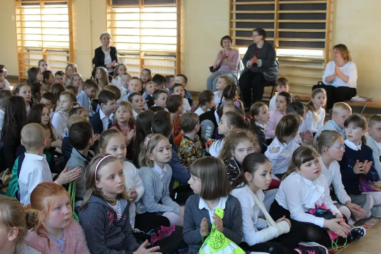 Rocznica uchwalenia Konstytucji 3 Maja w "jedynce" (zdjęcia)