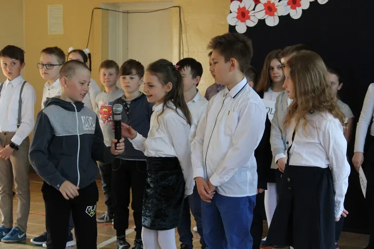 Rocznica uchwalenia Konstytucji 3 Maja w "jedynce" (zdjęcia)