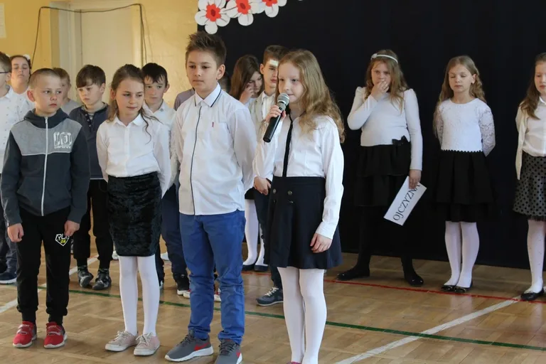 Rocznica uchwalenia Konstytucji 3 Maja w "jedynce" (zdjęcia)