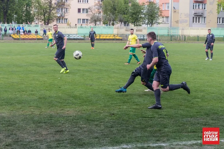 Ostrovia bez punktów przy Warchalskiego (zdjęcia, wideo)