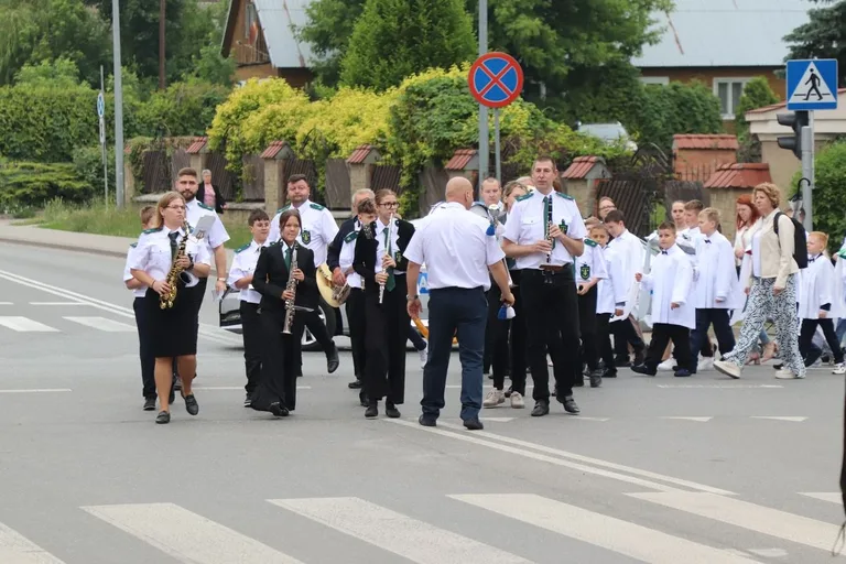 Boże Ciało w parafii pw. Wniebowzięcia NMP (zdjęcia, wideo)