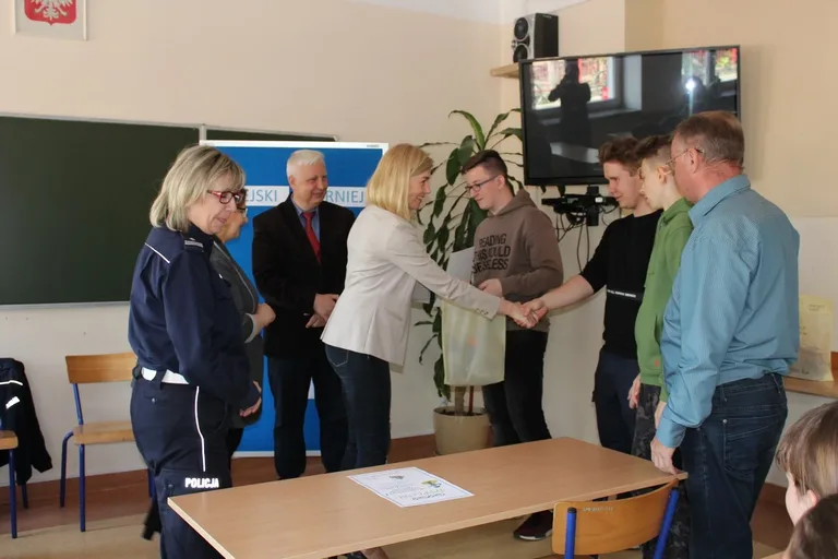 Miejski turniej "Bezpieczeństwo w ruchu drogowym" (zdjęcia)