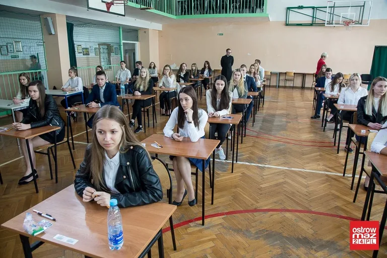 Rubinek: młodzież zmaga się z językiem polskim (zdjęcia)