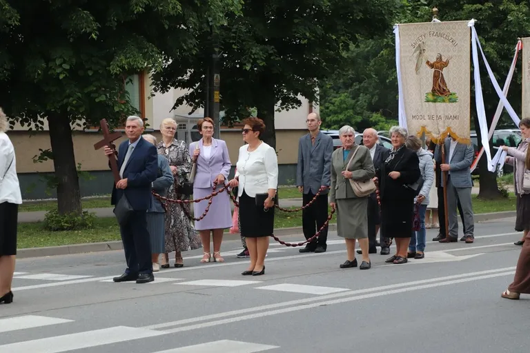Boże Ciało w parafii pw. Wniebowzięcia NMP (zdjęcia, wideo)