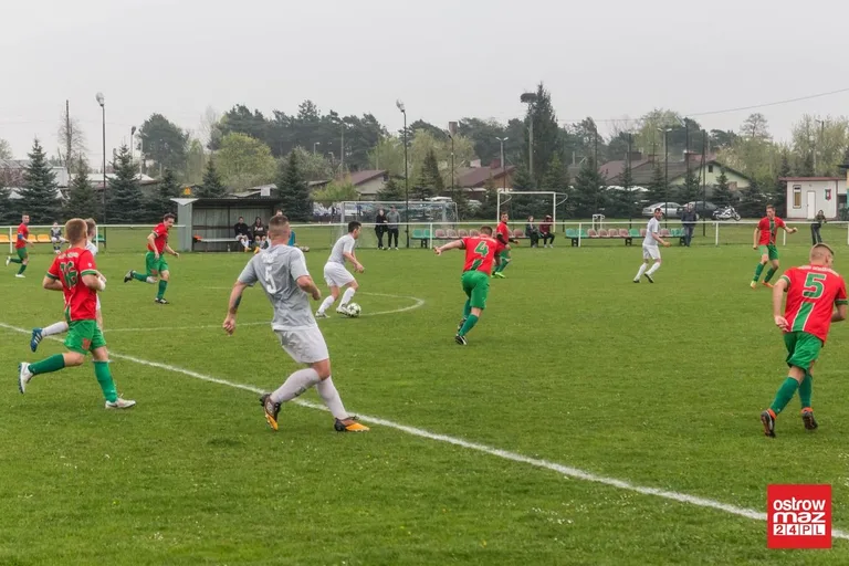 MKS Małkinia lepszy od Poloneza (zdjęcia, wideo)