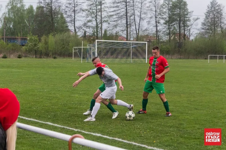 MKS Małkinia lepszy od Poloneza (zdjęcia, wideo)