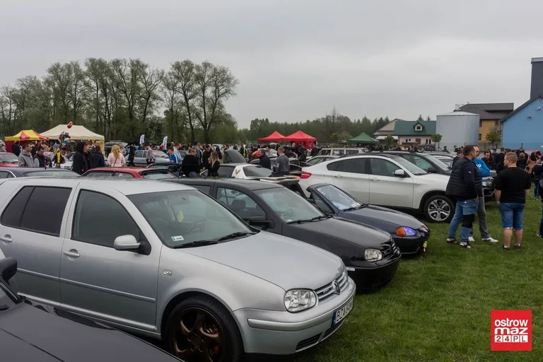 Gratka dla fanów motoryzacji. Piknik z WOR Team (zdjęcia, wideo)