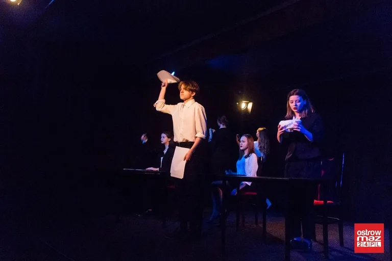 "Tango" zainaugurowało w ostrowskim teatrze (zdjęcia, wideo)