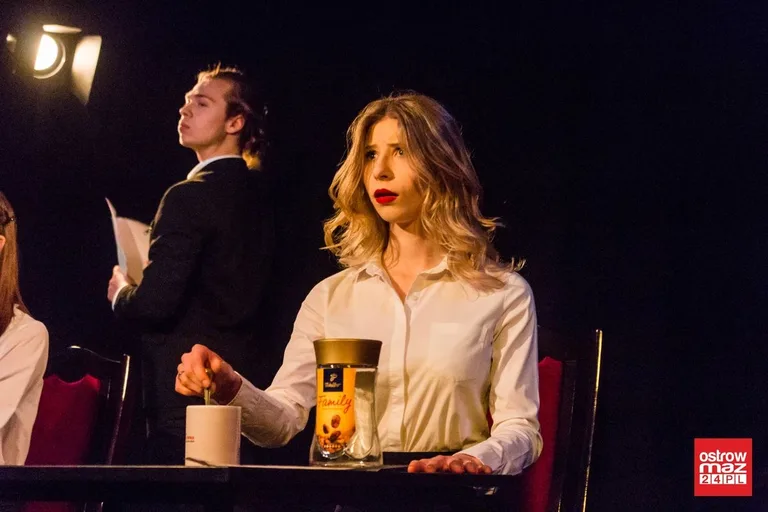 "Tango" zainaugurowało w ostrowskim teatrze (zdjęcia, wideo)