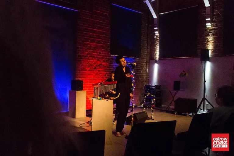 Koncert Pragmy połączony z wernisażem wystawy Darii Gołąb i Przemysława Zglejszewskiego (zdjęcia, wideo)