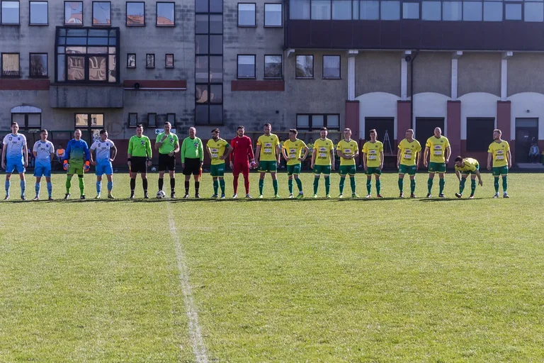 Ostrovia wygrywa na własnym boisku (zdjęcia, wideo)