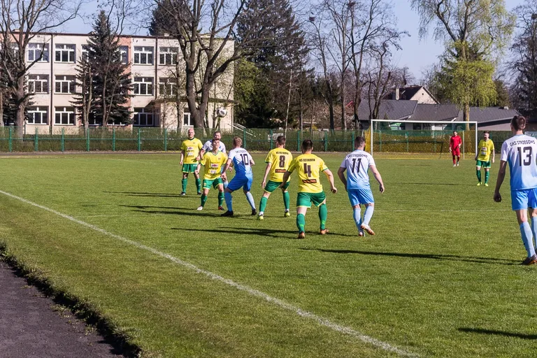 Ostrovia wygrywa na własnym boisku (zdjęcia, wideo)