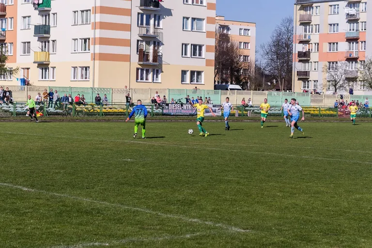 Ostrovia wygrywa na własnym boisku (zdjęcia, wideo)