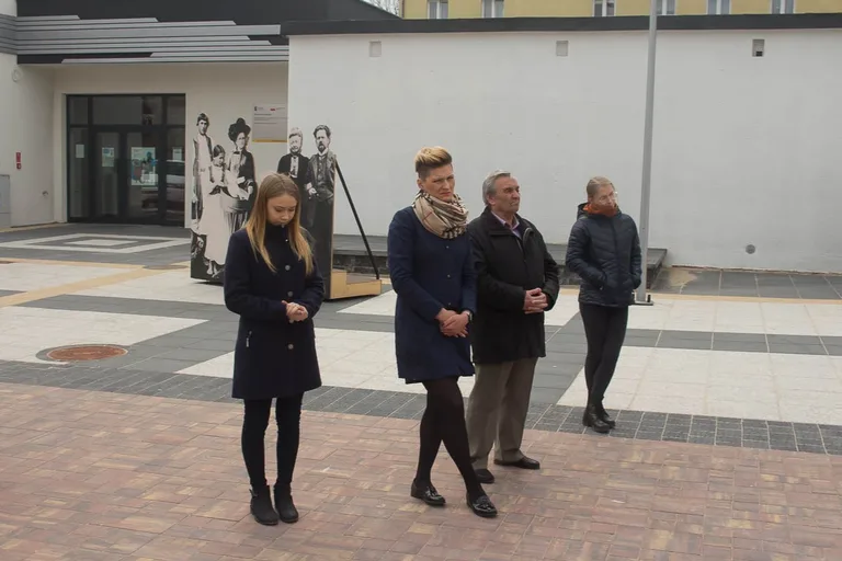 Biblioteka pod chmurką już otwarta (zdjęcia, wideo)