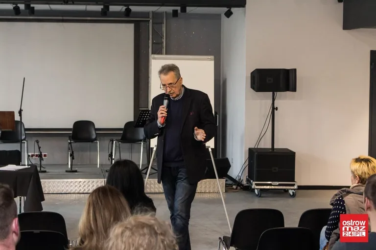O współczesnej pedagogice w elektrowni (zdjęcia, wideo)