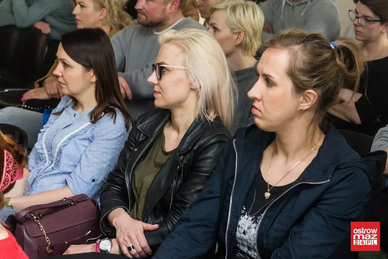 O współczesnej pedagogice w elektrowni (zdjęcia, wideo)