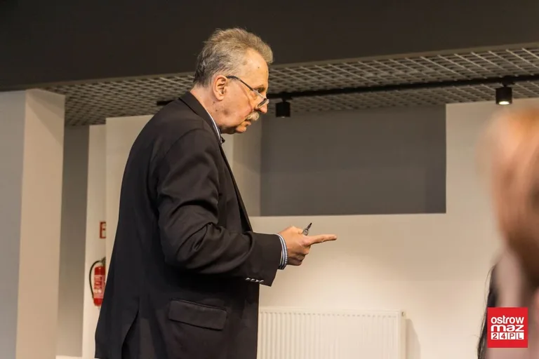 O współczesnej pedagogice w elektrowni (zdjęcia, wideo)