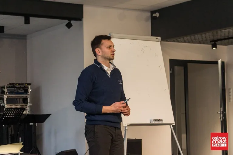 O współczesnej pedagogice w elektrowni (zdjęcia, wideo)