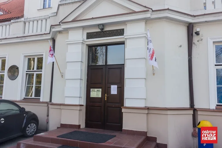 Nauczyciele strajkują. Jak wygląda sytuacja w Ostrowi Mazowieckiej? (zdjęcia)