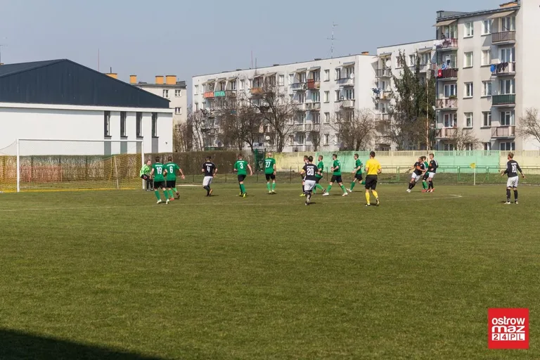 Makowianka na kolanach. Ostrovia z kompletem punktów (zdjęcia, wideo)