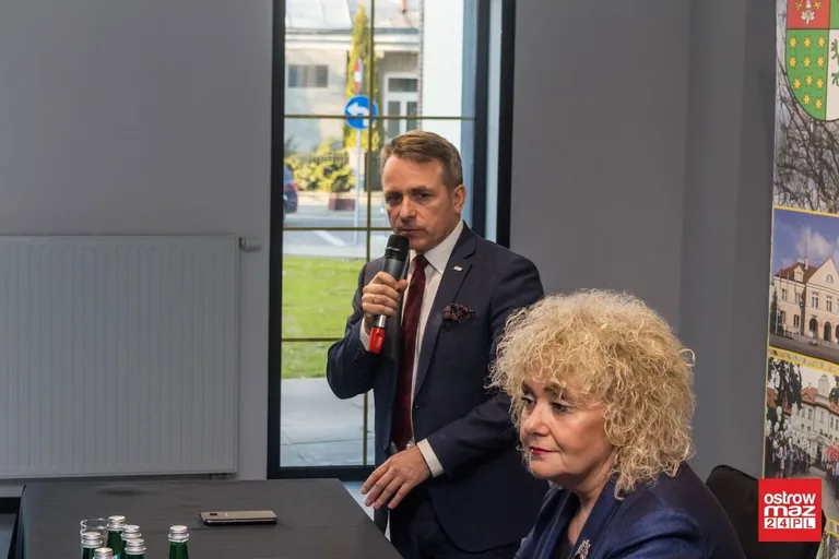 "Wiele problemów można rozwiązać dzięki programom rządowym". Maria Koc gościła w Ostrowi Mazowieckiej (zdjęcia, wideo)