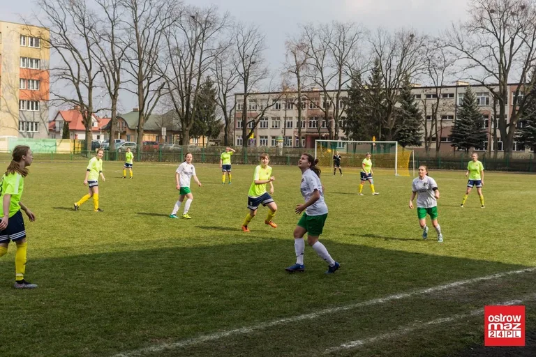 Ostrovianki zatrzymały lidera z Radomia (zdjęcia, wideo)