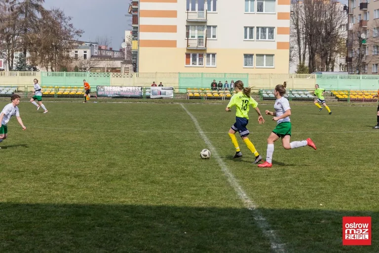 Ostrovianki zatrzymały lidera z Radomia (zdjęcia, wideo)
