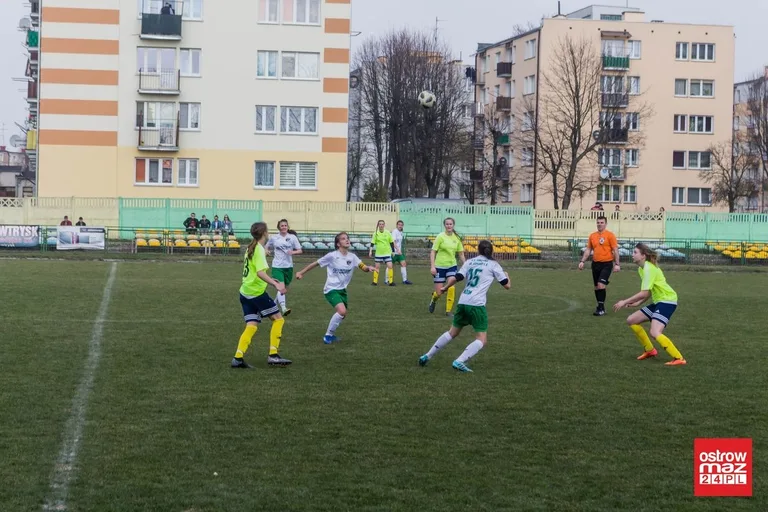 Ostrovianki zatrzymały lidera z Radomia (zdjęcia, wideo)