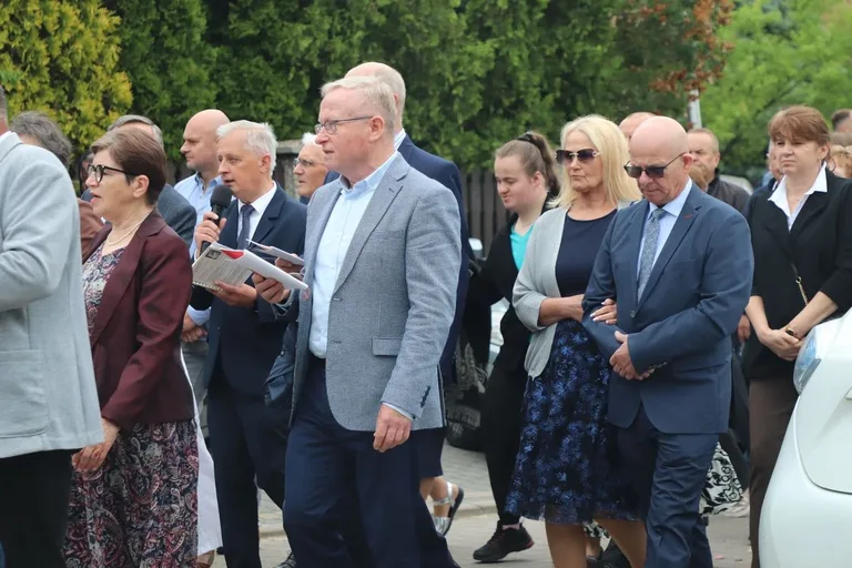 Procesja Bożego Ciała w parafii pw. Chrystusa Dobrego Pasterza (zdjęcia)
