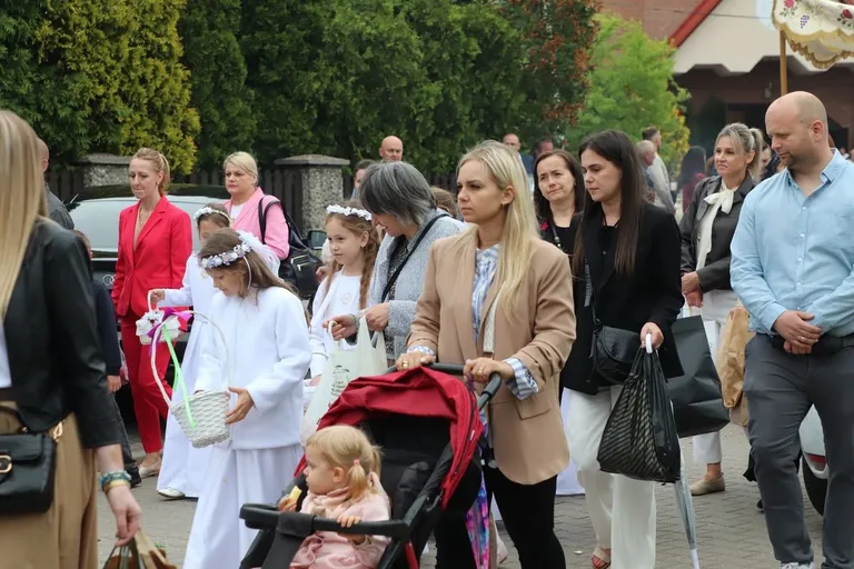 Procesja Bożego Ciała w parafii pw. Chrystusa Dobrego Pasterza (zdjęcia)