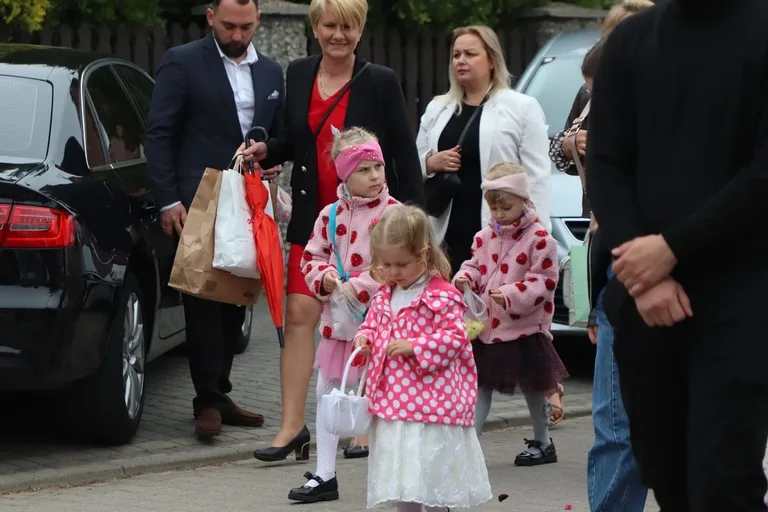 Procesja Bożego Ciała w parafii pw. Chrystusa Dobrego Pasterza (zdjęcia)
