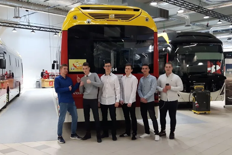 Młodzi spedytorzy z "Ekonomika" na targach w Nadarzynie (zdjęcia)