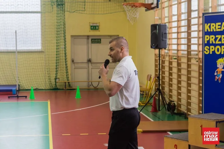Wielobój lekkoatletyczny dla trzecioklasistów (zdjęcia, wideo)