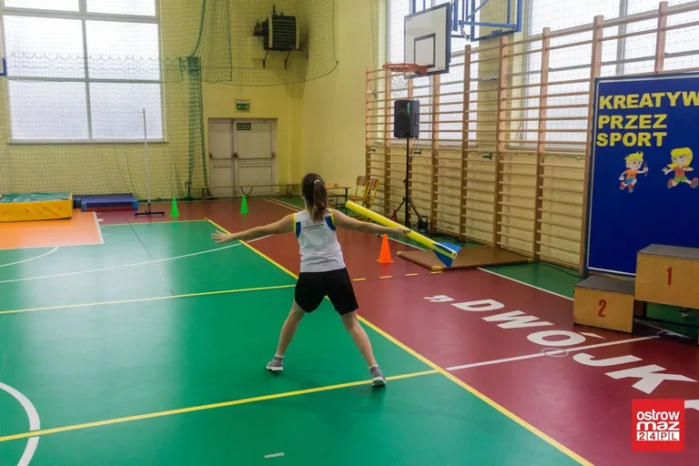 Wielobój lekkoatletyczny dla trzecioklasistów (zdjęcia, wideo)