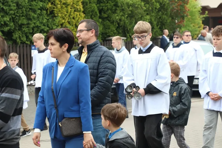 Procesja Bożego Ciała w parafii pw. Chrystusa Dobrego Pasterza (zdjęcia)