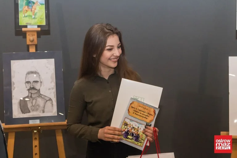Nagrodzono najlepszych plastyków (zdjęcia, wideo)