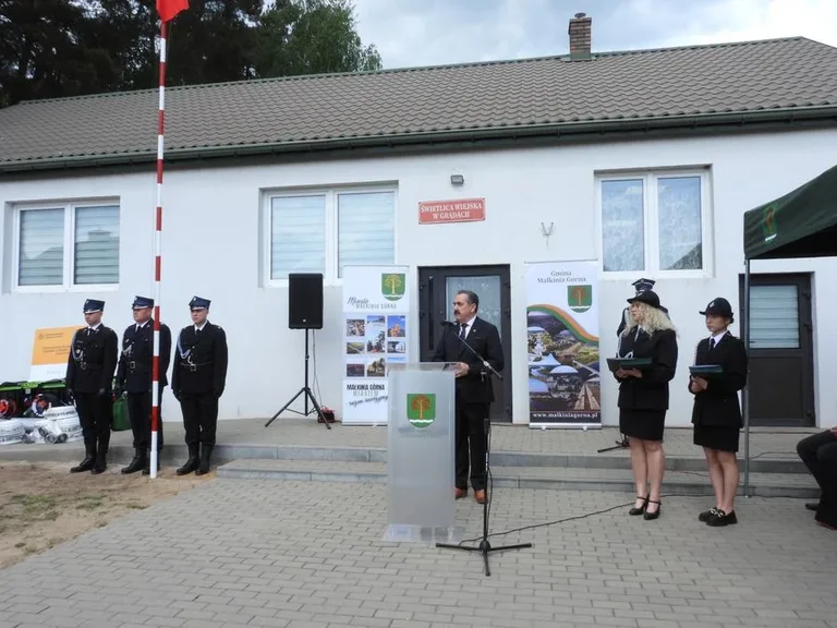 Obchody Gminnego Dnia Strażaka i jubileuszu 30-lecia OSP Grądy (zdjęcia, wideo)