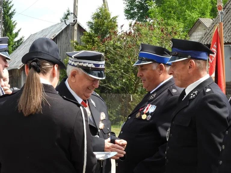 Obchody Gminnego Dnia Strażaka i jubileuszu 30-lecia OSP Grądy (zdjęcia, wideo)