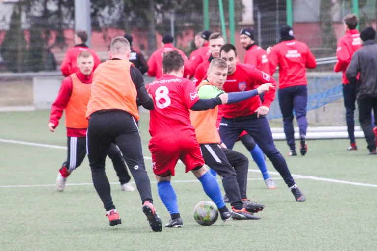 MKS Małkinia uległ Narwi (zdjęcia, wideo)